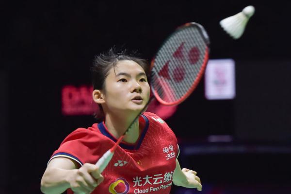 更是对篮球 更是对篮球