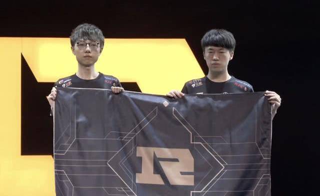 皮球落点形 皮球落点形