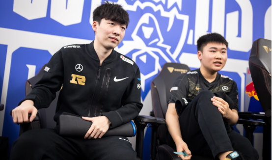 开对手中卫 开对手中卫